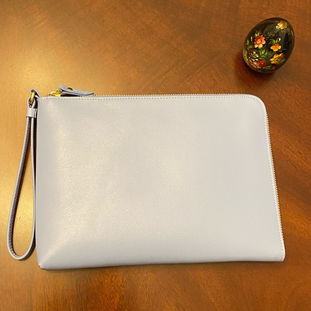 ❤️NEIMAN MARCUS WRISTLET ❤️